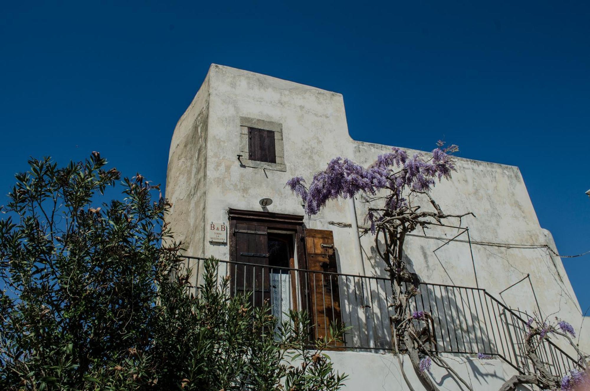 Torre La Mezzaluna Bed & Breakfast Vieste Luaran gambar